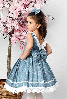 Hilal 1-4 Yaş Mavi Çiçekli V Yaka Sırt Detaylı Çocuk Elbisesi Ve Saç Tokası