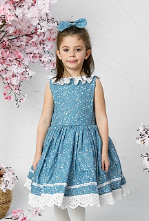 Hilal 5-10 Yaş Mavi Çiçekli V Yaka Sırt Detaylı Çocuk Elbisesi Ve Saç Tokası