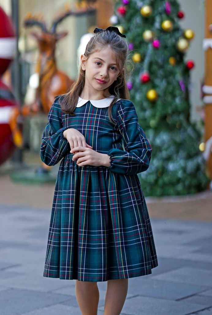 Lacivert Yeşil Ekose Desen Beyaz Bebe Yaka Çocuk Elbisesi ve Tokası