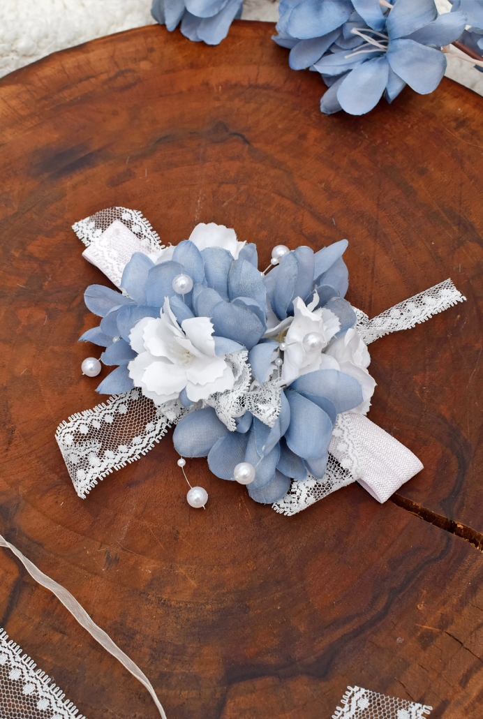 Model No:54TB-M Anne Bebek Soft Mavi Beyaz Tonları Çiçek İnci ve Dantel Süslemeli Çelenk Tacı ve Bebek Saç Bandı Takımı